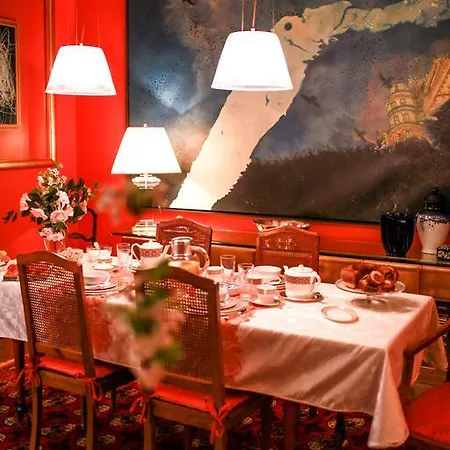 Luini 8 Bed and breakfast *